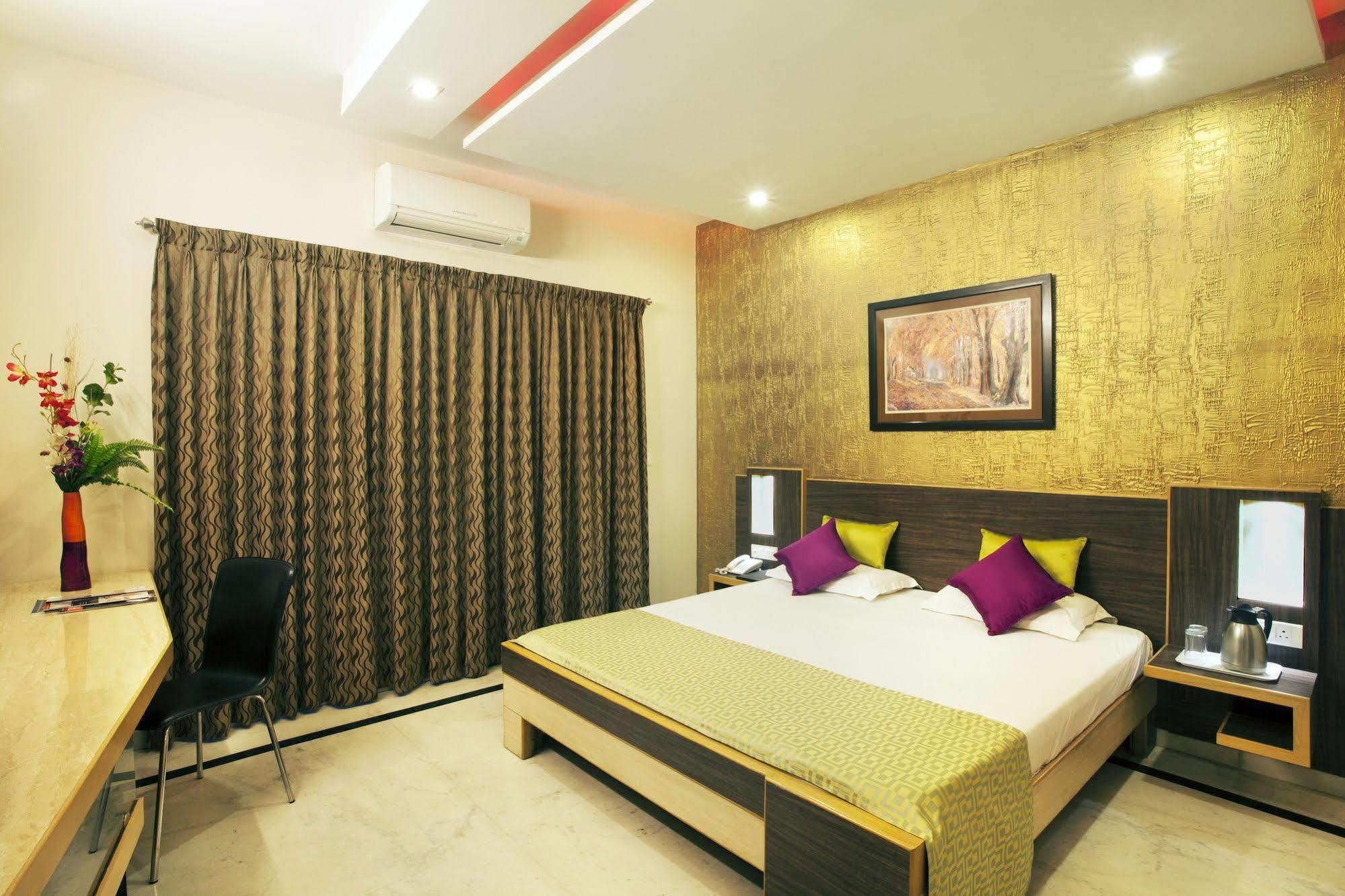 Panchvati Comforts Bangalore Buitenkant foto